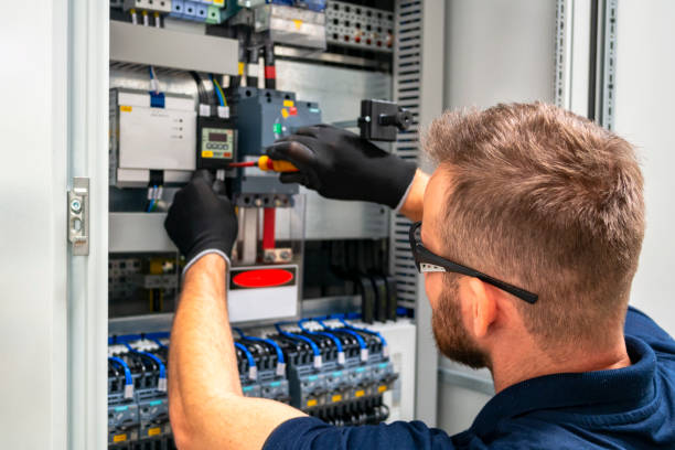 Best Affordable Emergency Electrician  in Melville, RI
